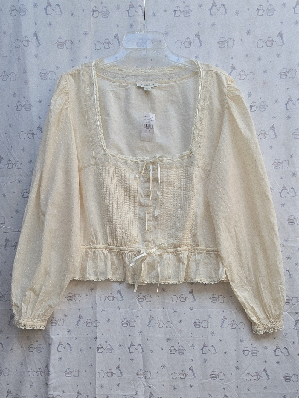 American Eagle Swiss Dot Peasant Blouse Square Neckline, Balloon Sleeves. XXL